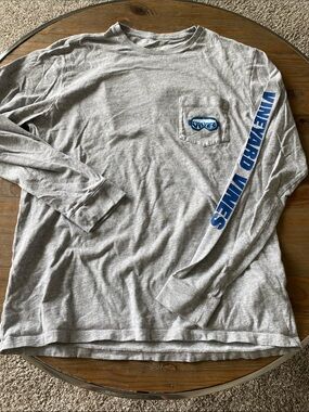 Vineyard Vines Heather Gray Long-Sleeve Pocket Tee with Blue Sleeve Logo